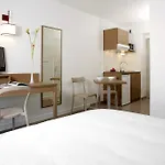 Campanile Prime - Mesnil 3*
