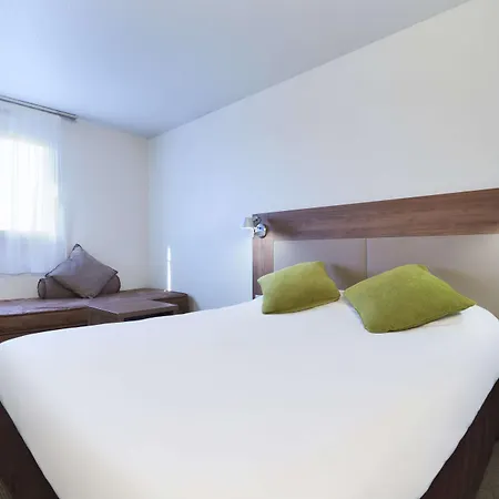 Campanile Blanc-mesnil Hotel 3*