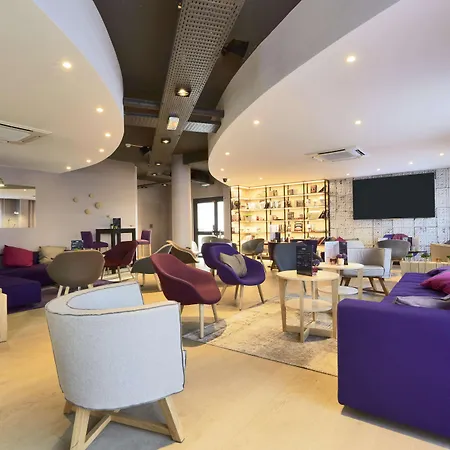 Campanile Prime - Mesnil 3* لو بلو ميسنيل