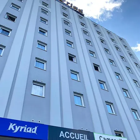 Hotel Campanile Blanc-mesnil 3*