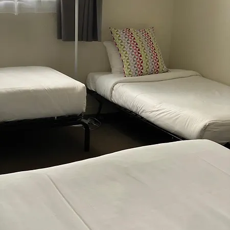 Campanile Blanc-mesnil Hotel 3*