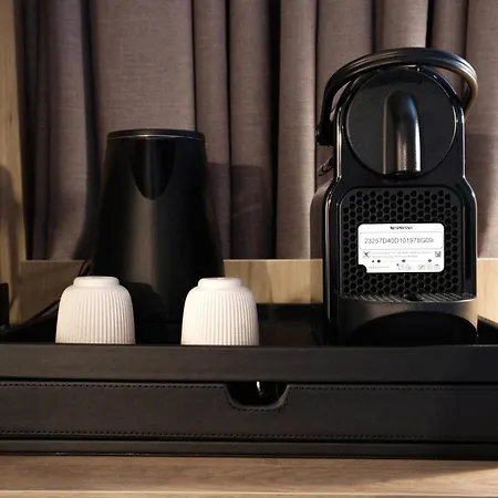 Hotel Campanile Blanc-mesnil 3*