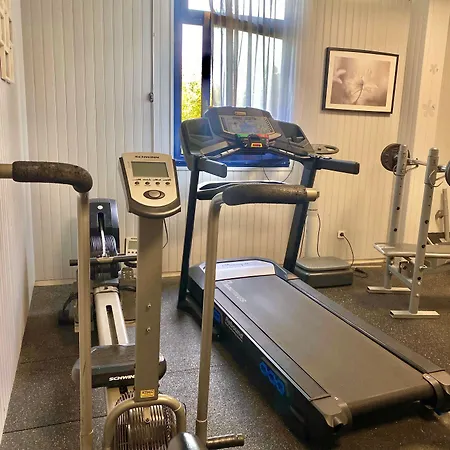 Campanile Blanc-mesnil Hotell