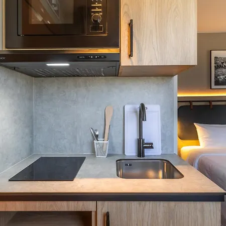 فندق Campanile Prime - Mesnil