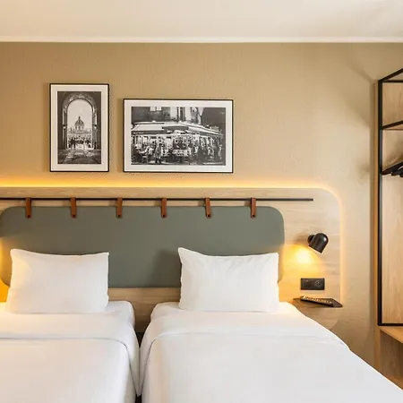 Restaurant Campanile Hotel 3*