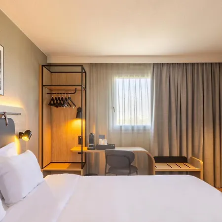 Campanile Prime - Mesnil 3* Le Blanc-Mesnil