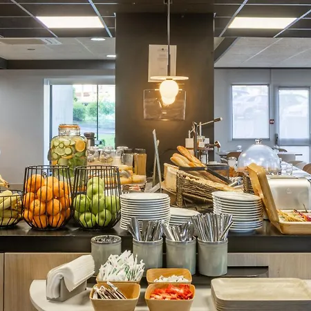 Campanile Prime - Mesnil 3*