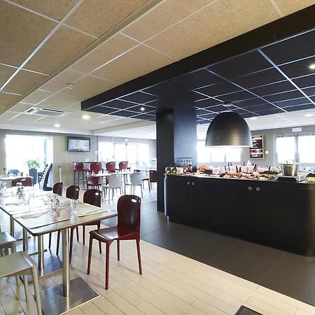 Campanile Blanc-mesnil