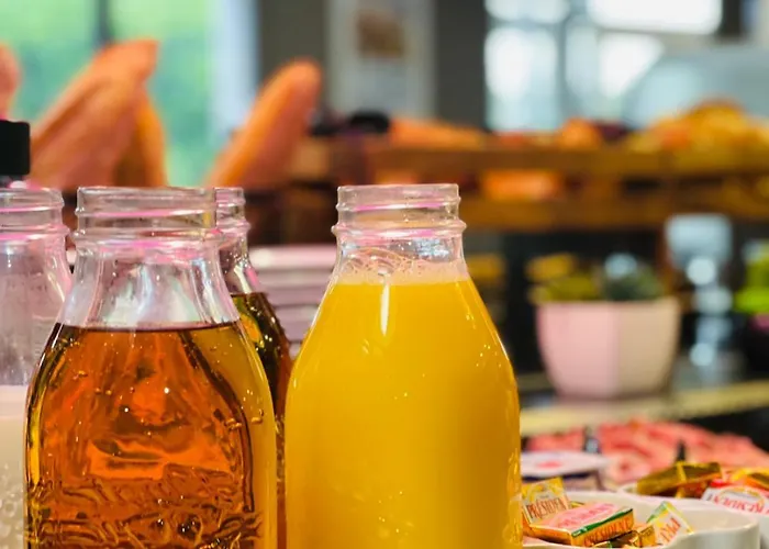 Hotel Campanile Prime - Mesnil 3*